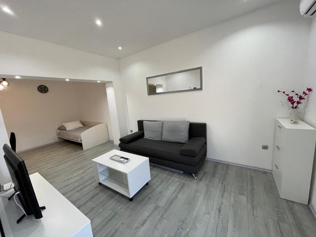 Ferienwohnung Primus Strbic Ploce  Exterior foto